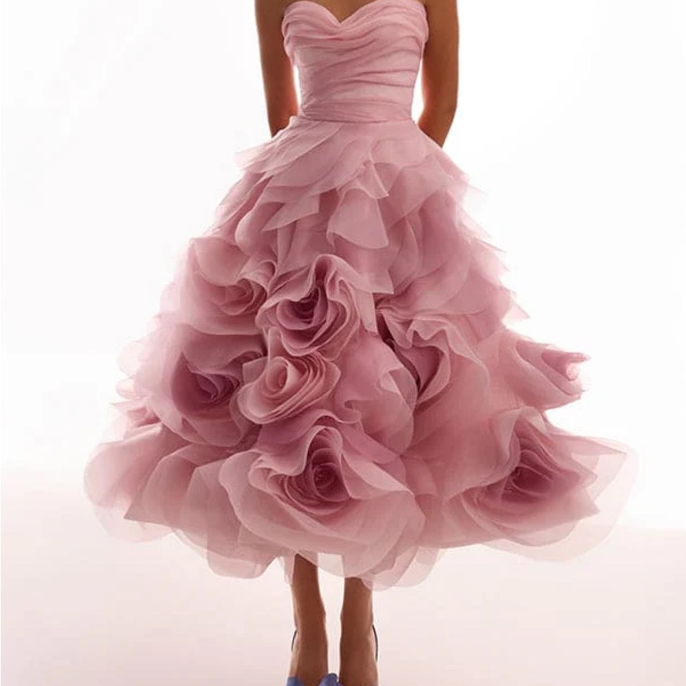 Meet your Posher, Kara